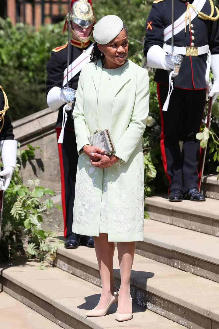 Doria wears custom Oscar de la Renta and Aquazzura shoes. Photo: Getty