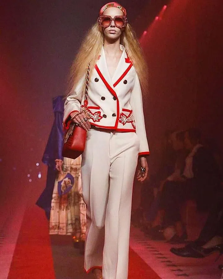 Number of shows walked: 47 //
Trademark: Icy blonde hair, luscious lips, razor sharp cheekbones //
Seen here: Gucci (@gucci) //
Photo: Instagram (@jesbloem)