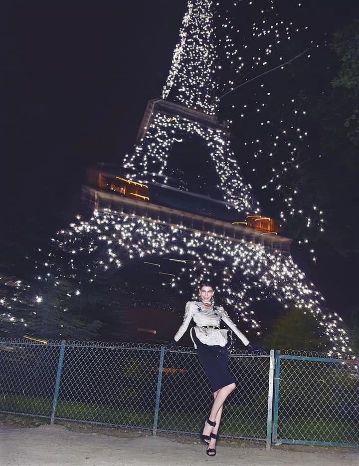 Harper's BAZAAR Singapore September 2011 issue (Photo: John-Paul Pietrus)