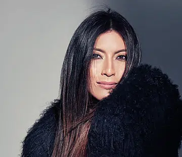 BAZAAR Stylish Women: Su-Lyn Tay