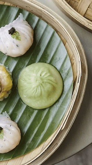 Satisfy Your Craving For Delicious Dim Sum At These Restaurants In Singapore - Feature Pic