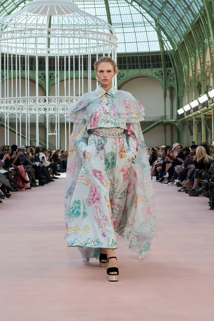BAZAAR Editor’s Picks: Best Looks from Chanel Spring/Summer 25 | Harper ...