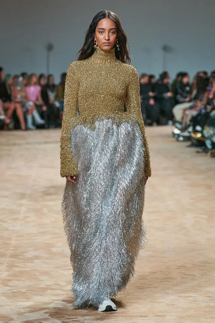 hbsg-fall-fashion-trends-to-shop-now-paco-rabanne