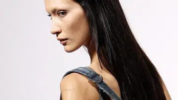 Bella Hadid Givenchy SS23