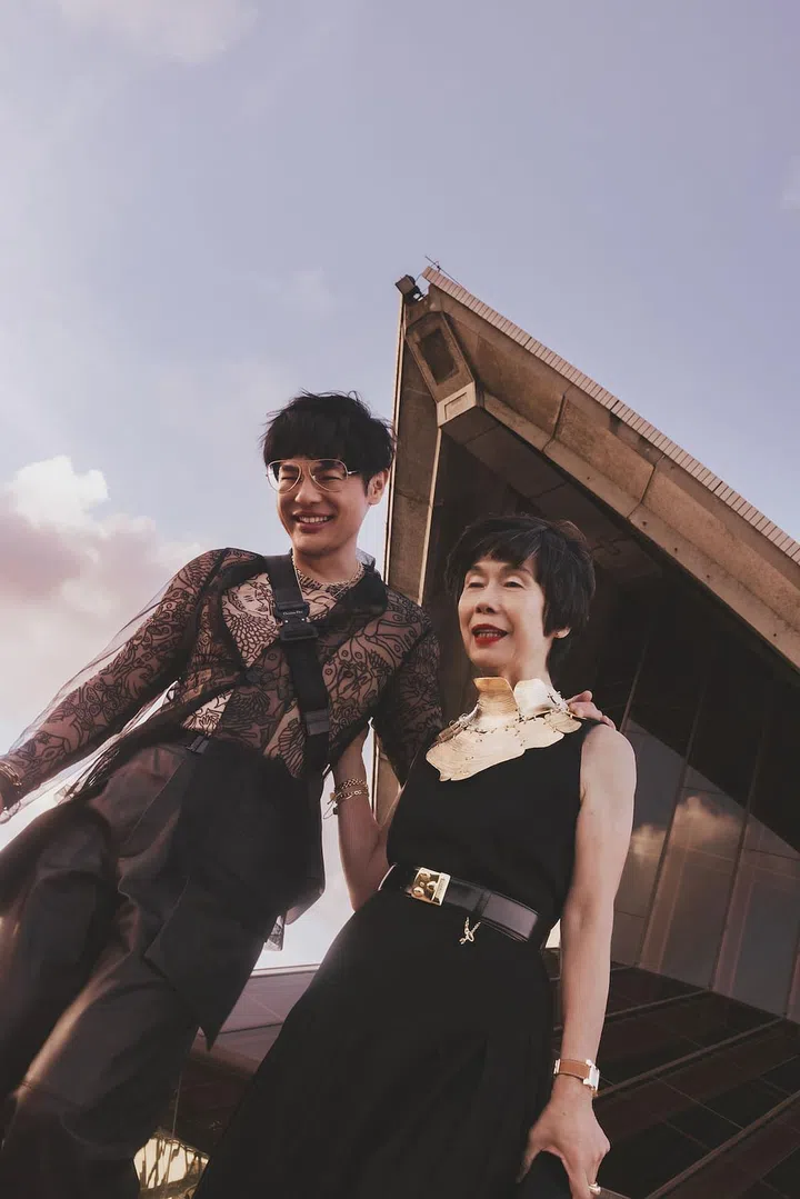Goh and Ooi out and about by the Sydney Opera House. (Photo: Arvin Prem Kumar)