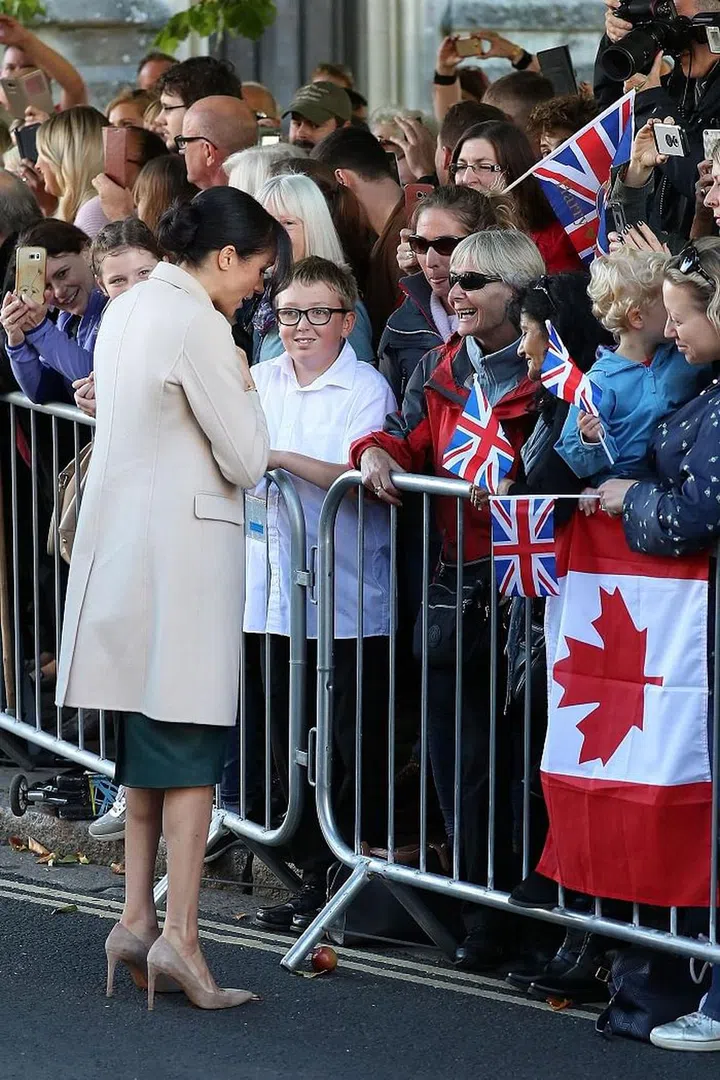 The couple were met by hundreds of wellwishers. Photo: Getty