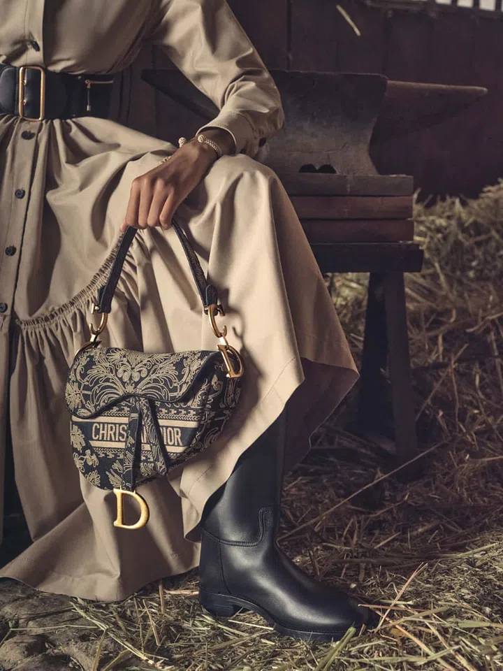 Christian Dior オレンジ ゴルフスカートと帽子セット Christian Dior オレンジ ゴルフスカートと帽子セット