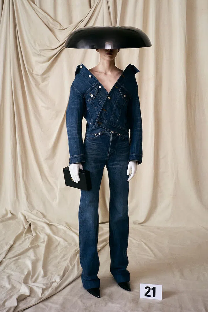 Photo: Balenciaga