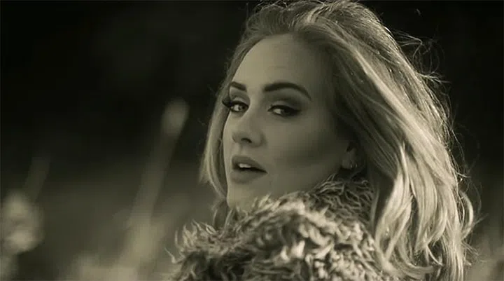 Adele, 25, Hello