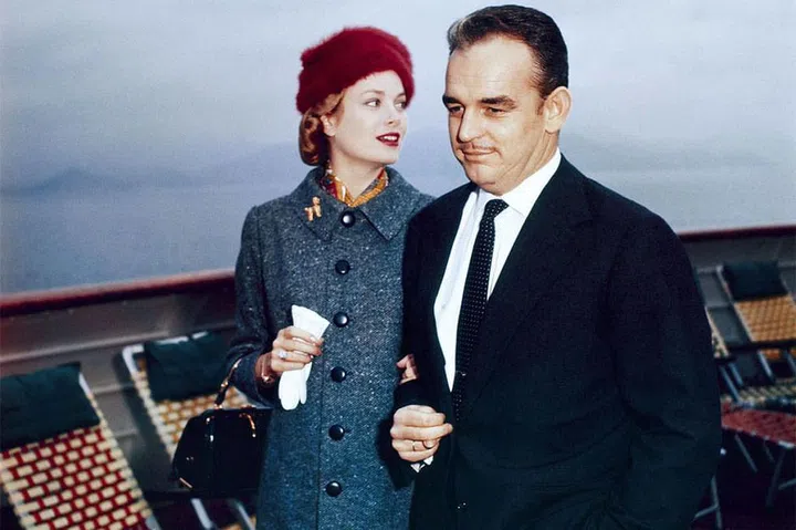 At the height of her fame and respect as an actress, Kelly took a fateful trip to France in 1955. She was invited to join the United States Delegation Committee at the Cannes Film Festival in France. 
Photo: Getty 
