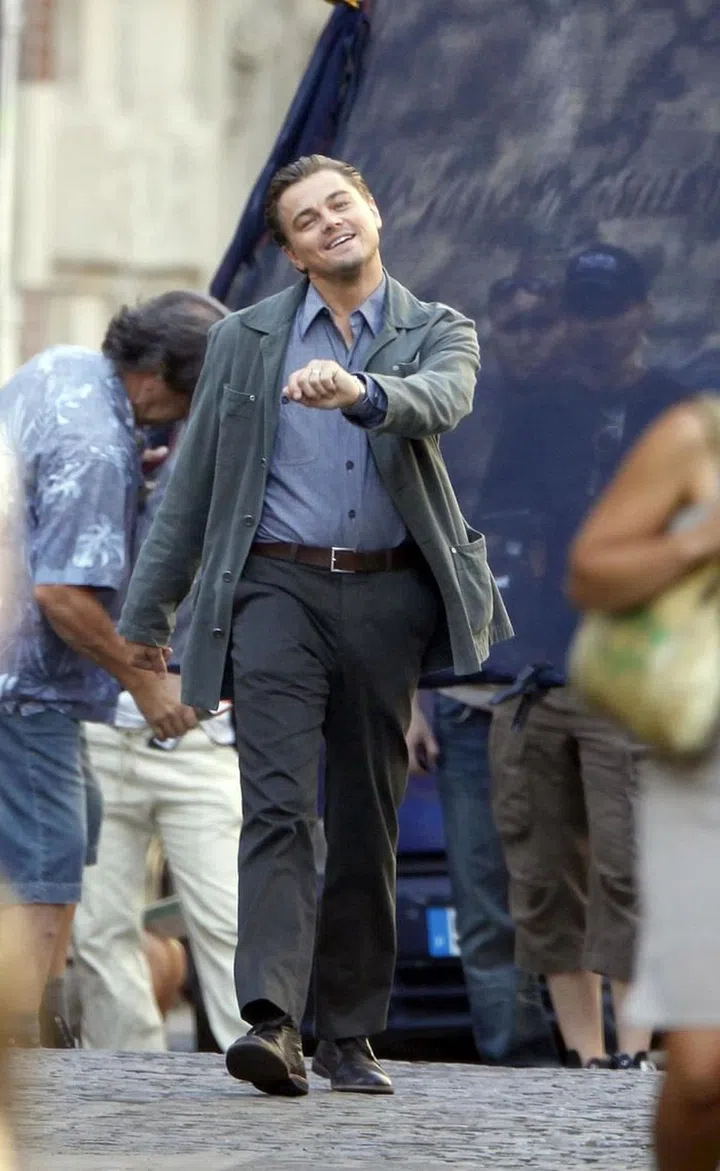 Oh, you thought the viral Leo photos were over? Strutting Leo is here to tell you you're wrong. 