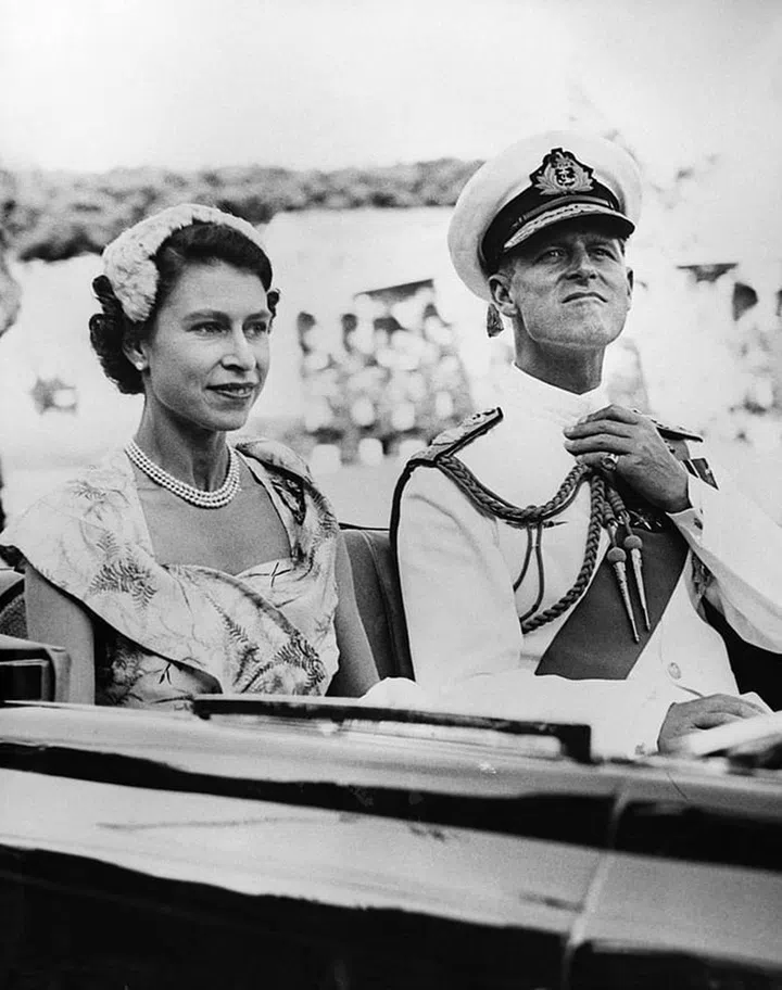 The Queen and the Duke of Edinburgh head to Brisbane during their visit to Australia.