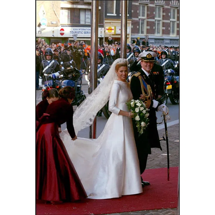 Máxima Zorreguieta Cerruti met King Willem-Alexander at a party in Seville and he flew across the pond three weeks later to meet her again in New York while working at Deutsche Bank (she almost forgot what he looked like)! They went on to get married on February 2, 2002.