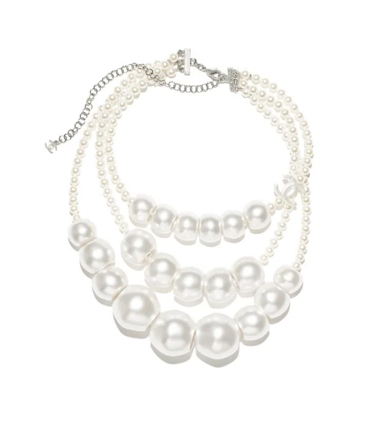 Chanel cruise 2025 white faux pearl necklace gift guide Christmas 2024