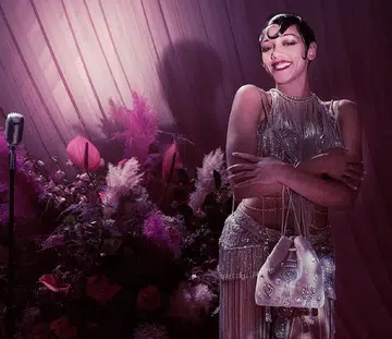 Roger Vivier's 'Do We Show'