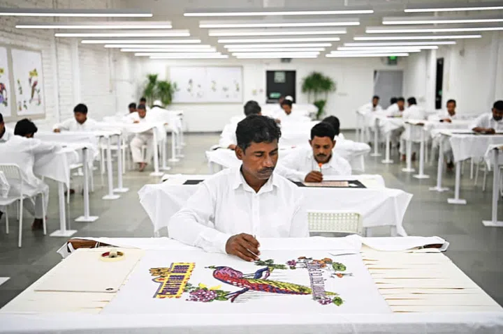 Craftsmen at the Chanakya School of Craft.
