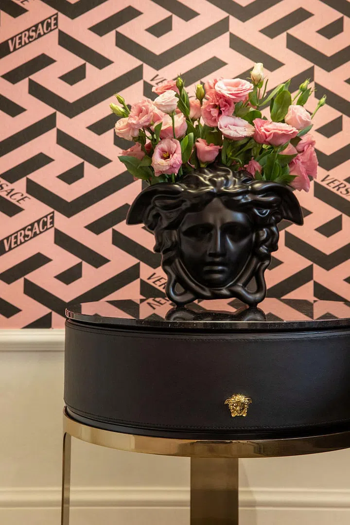 Photo: Versace