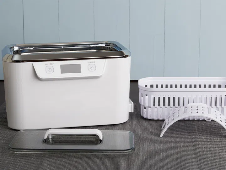 ultrasonic cleaning device with trays | Harper’s BAZAAR’s Ultimate Jewellery Cleaning And Storage Guide