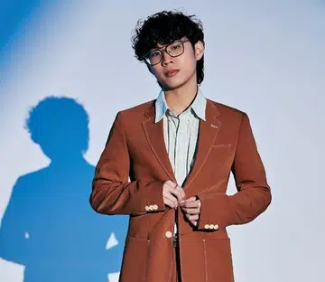 Hongjoin harpers bazaar singapore interview