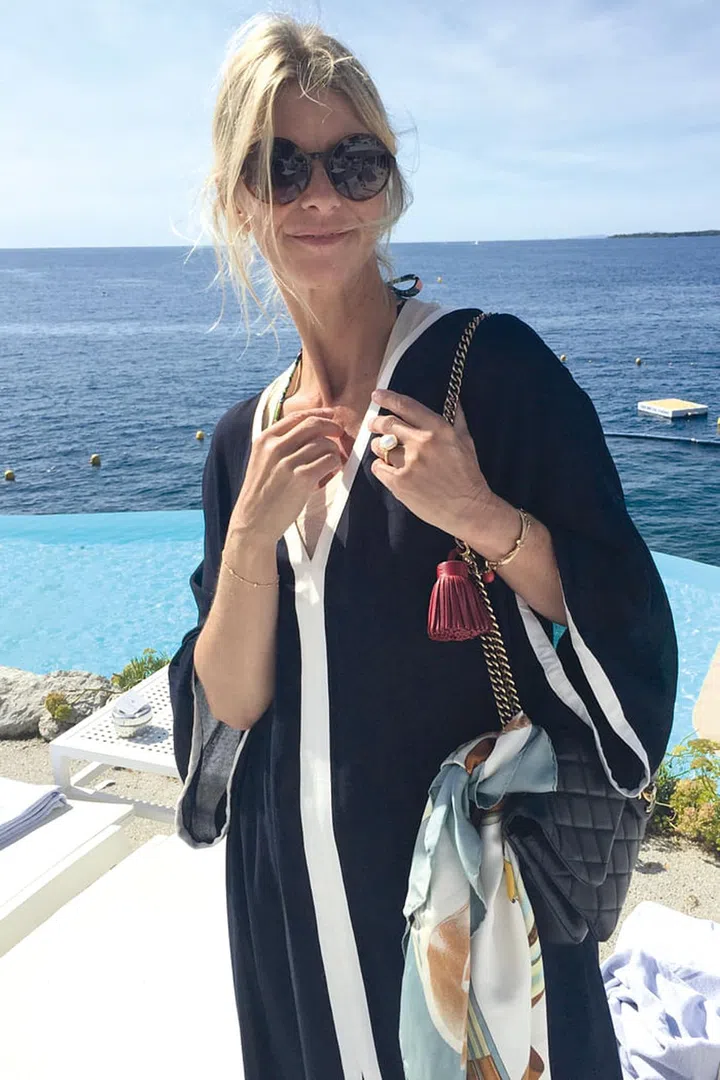 I treat myself to a siesta and an extra glass of wine for lunch or dinner in the evening. Relaxation, sun and great
food make for a dream holiday.