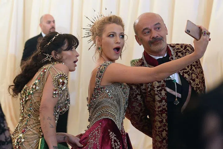 Anytime's the perfect time for a selfie. Photo: Getty 