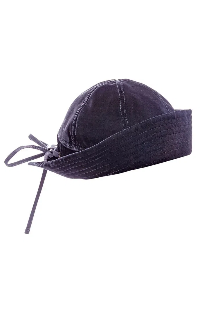 Hat, Prada.