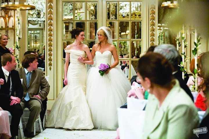 SB0215_In Love_Movie Wedding bride_wars2