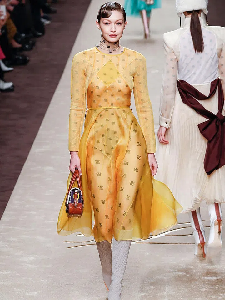 Gigi, Bella and Anwar Hadid, children of famed Jordanian-American real estate developer Mohamed Hadid and Dutch model Yolanda van den Herik, 
are one of pop culture’s most famous siblings trio. Loved for their style, sass and social-media savviness, all three are fashion darlings signed to world-renowned modelling agency IMG Models.