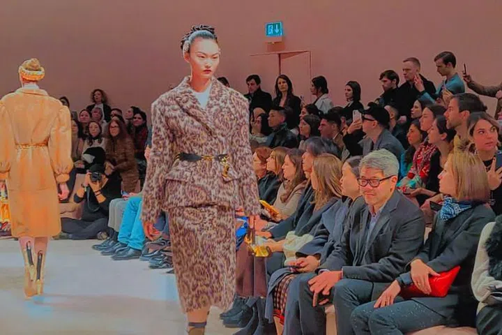Chinese model He Cong strutted down the runway in Fendi's leopard-paisley print.