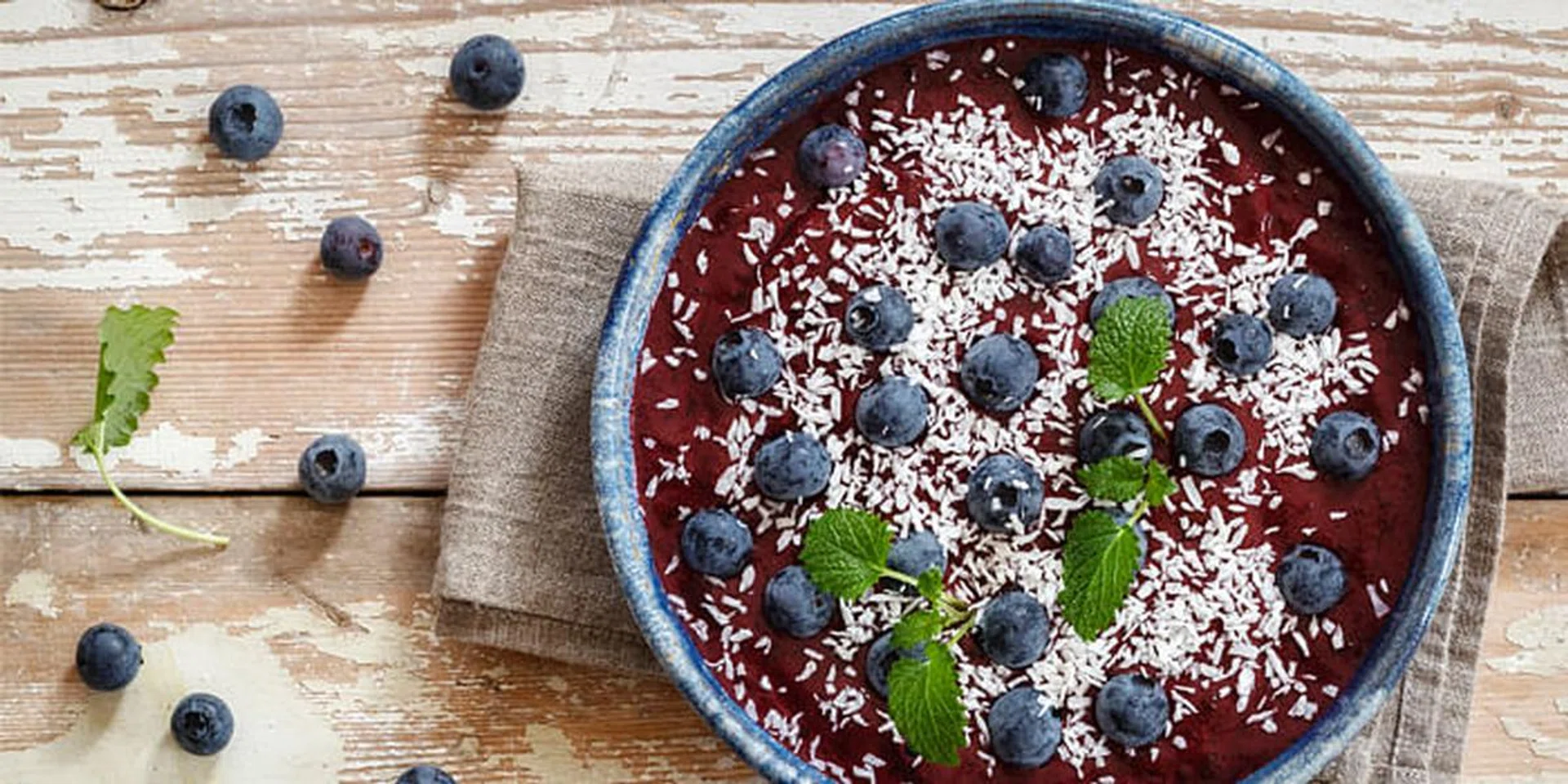 What Goes In Your Acai Bowl