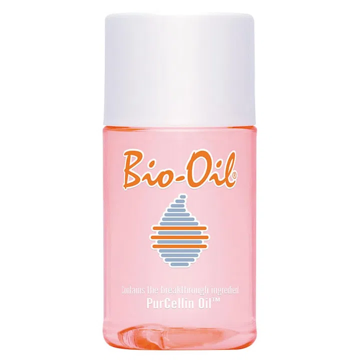 A time-tested favourite, the skin drinks up this perfect combination of vitamins A and E, accelerating cellular repair for a firm and renewed appearance. 