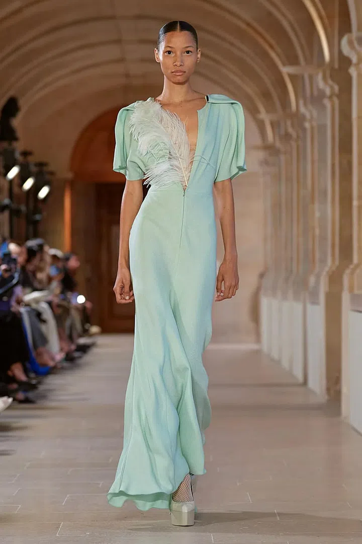 hbsg-fall-fashion-trends-to-shop-now-victoria-beckham