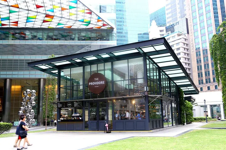 Located at 7 Raffles Place