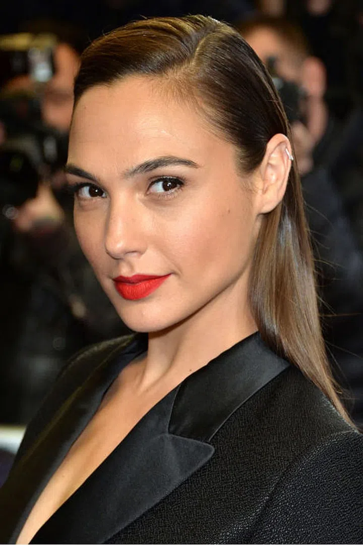 "Before I go to bed, I take off all my make-up with La Mer Cleansing Oil and moisturise my face."
Crème de la Mer - The Cleansing Oil, £65. Photo: Getty