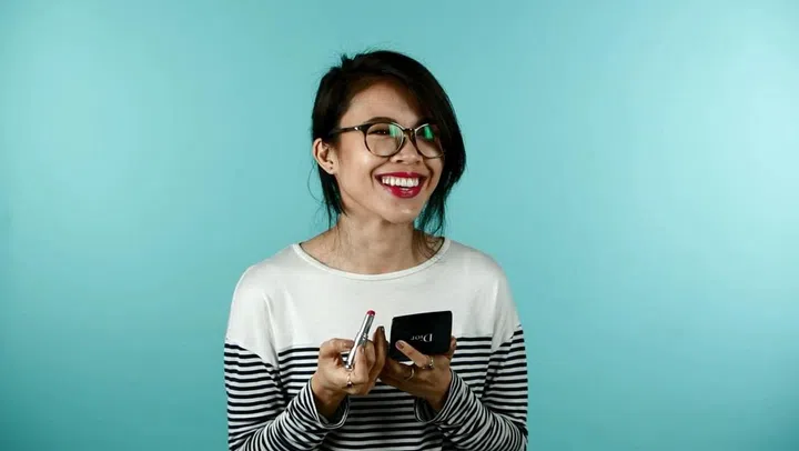 Hanan, Digital Writer, @thebroadwalk