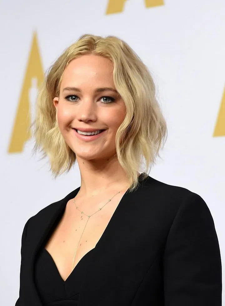 Although you thought it was impossible to love Jennifer Lawrence more than you already do, your dream BFF changed that by casually donating $2 million to the Kosair Children's Hospital in her hometown of Louisville, Kentucky.
"Hi, I'm Jennifer Lawrence. I'm excited to announce we will be establishing the Jennifer Lawrence Foundation Cardiac Intensive Care Unit at Kosair Children's Hospital," J-Law says in a new YouTube video. "As part of my effort to help these children and caregivers, I challenge the entire community to get behind this cause and help match my gift by raising an additional $2 million to support all of these brave and inspiring children."
Funds will support the creation of the hospital's new wing which will "feature private rooms dedicated to children recovering from heart procedures, open heart surgery including heart transplant, heart failure and other conditions requiring intensive care." Amazing.
