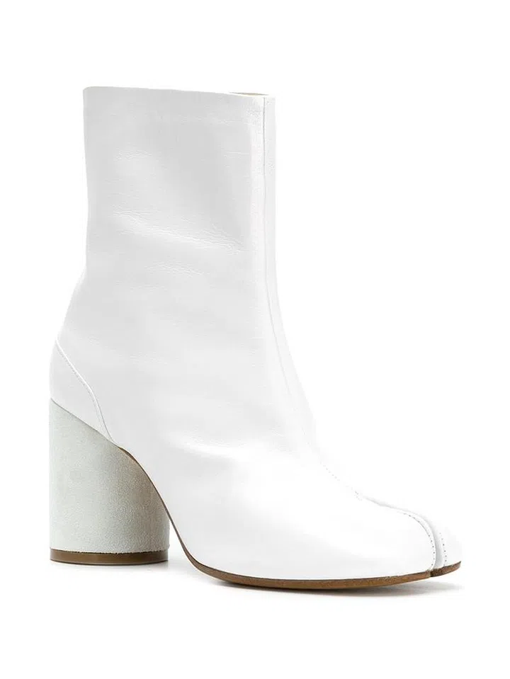 Photo: Farfetch