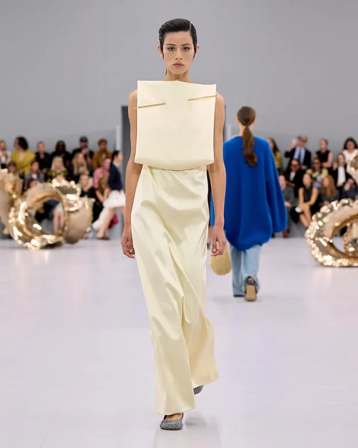 Photo: LOEWE
