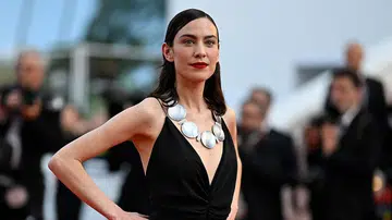 hbsg-statement-jewellery-like-its-2013-feature