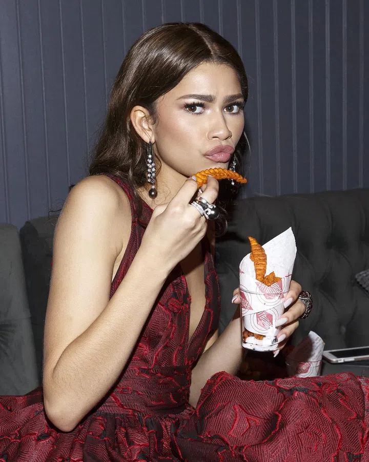 When you realize you should've taken the risk and added extra fries to your carton before handing off the less-full one to your little brother.
Photo: Getty