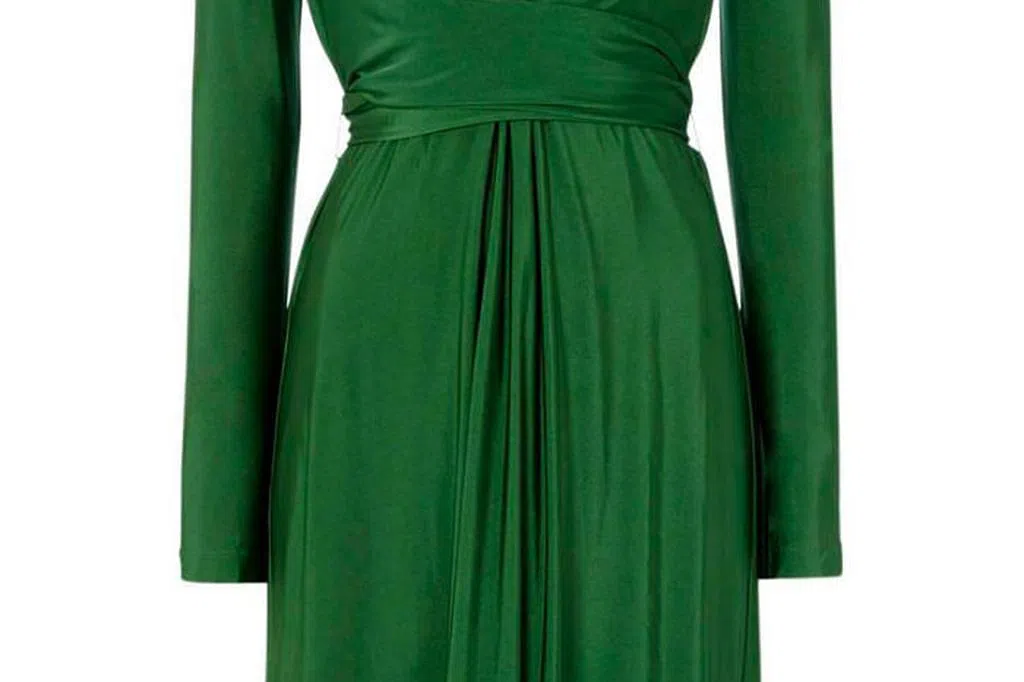 Kate Middleton's Iconic Engagement Dress Now Comes in a Rainbow of Colours  | Harper's Bazaar Singapore