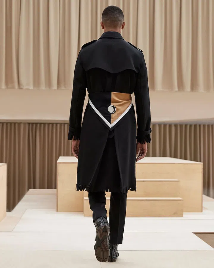 Photo: Burberry
