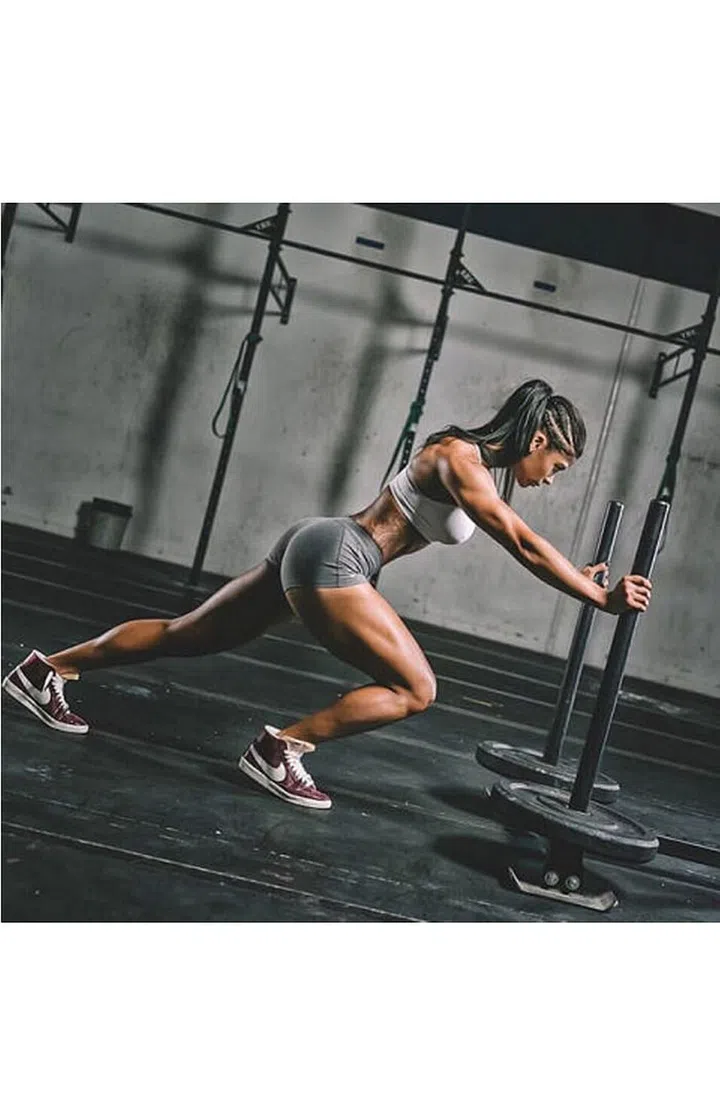 A certified personal trainer with 1.9 million followers to date, Arias is part Instagram celeb, part hardcore health coach. Photo: Instagram