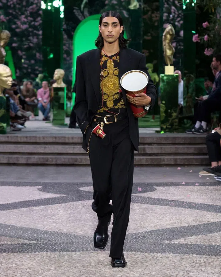 Photo: Versace