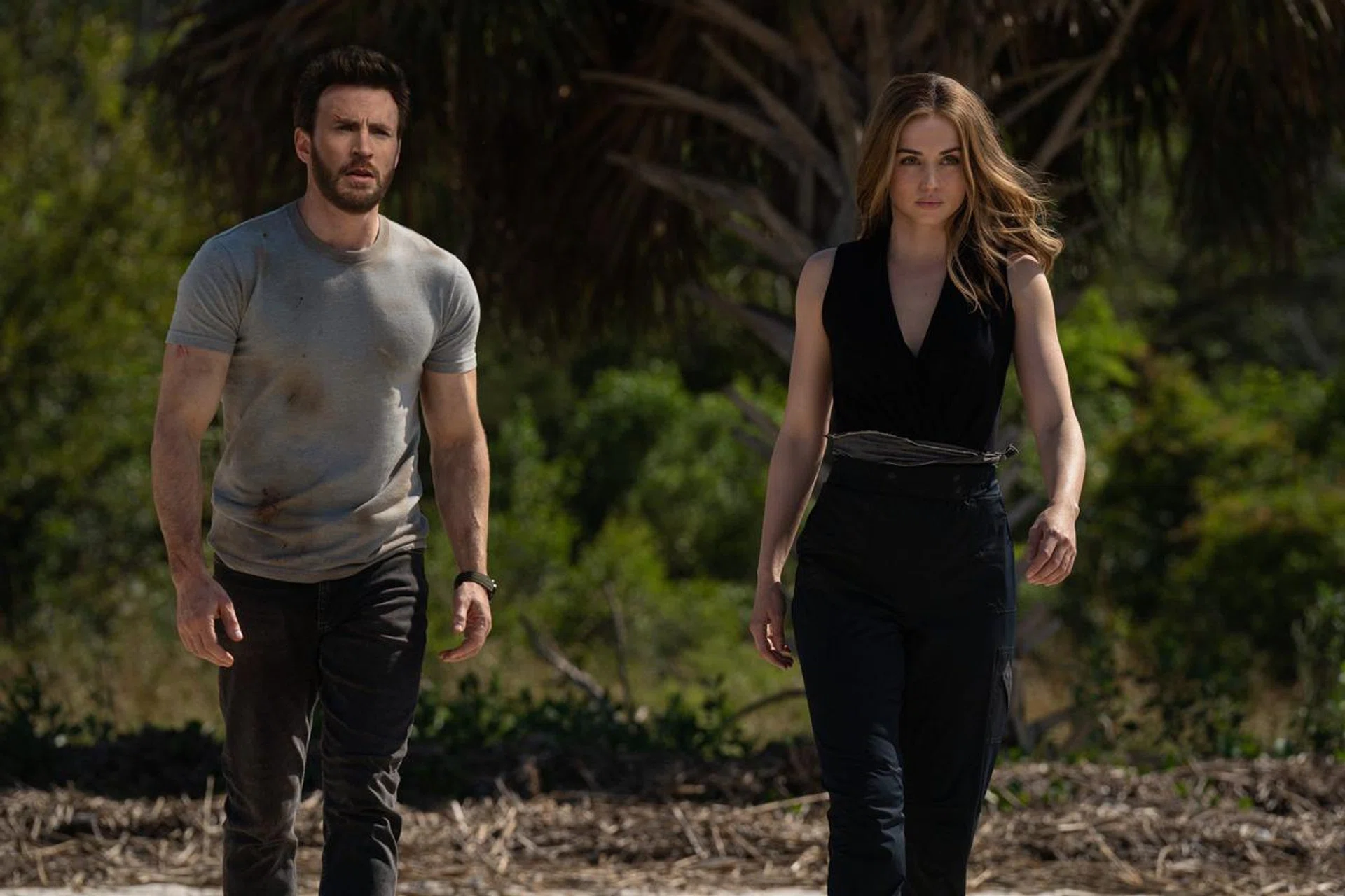 Chris Evans as Cole Turner and Ana de Armas as Sadie Rhodes in 'Ghosted,' an Apple Original film. Photo: Courtesy
