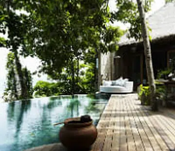 6 green environmentally-friendly travel destinations THUMBNAIL