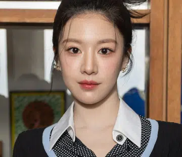 Go Youn Jung