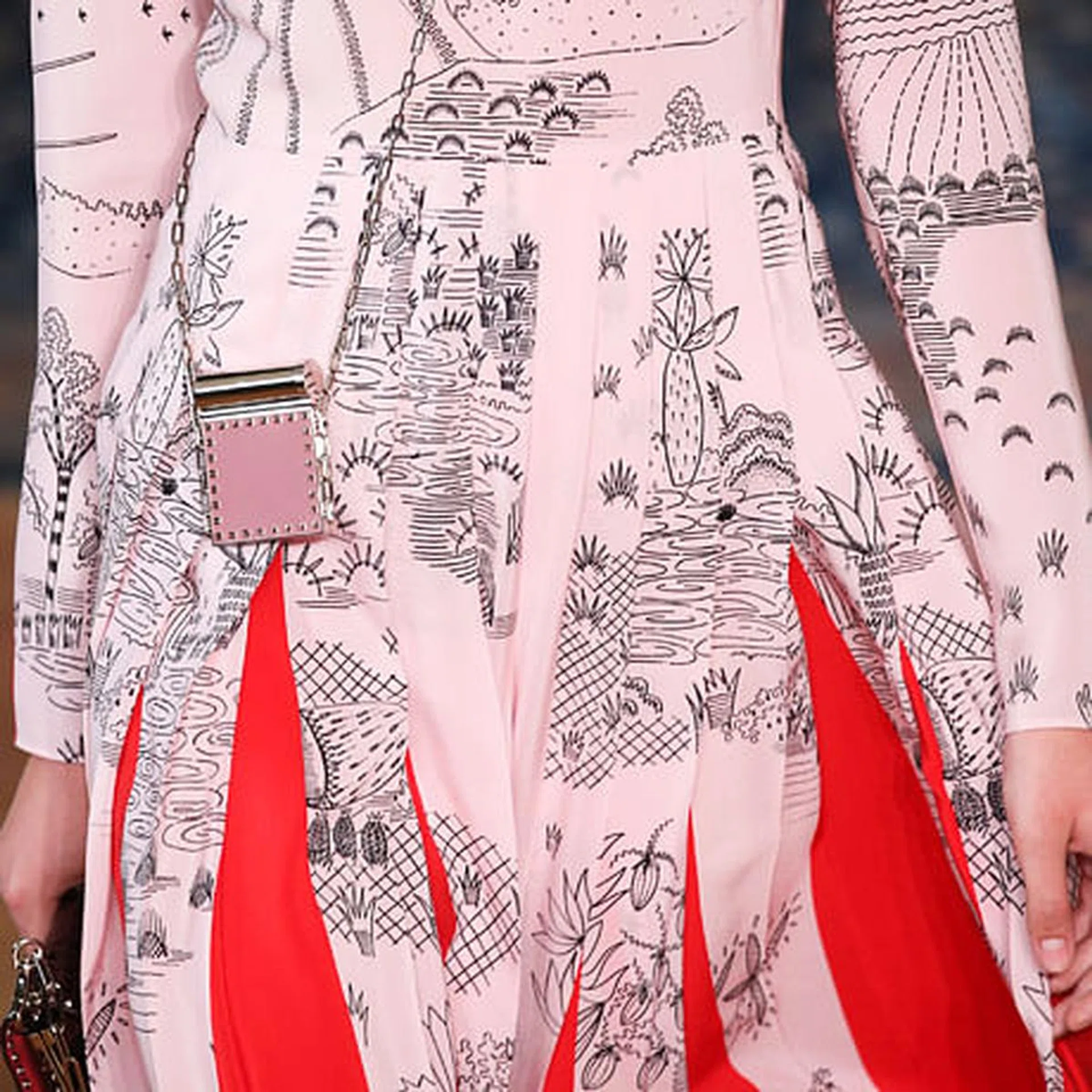 thumbnail_valentino_clp_w_s17_pa_022