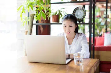 side hustle main gig entrepreneur