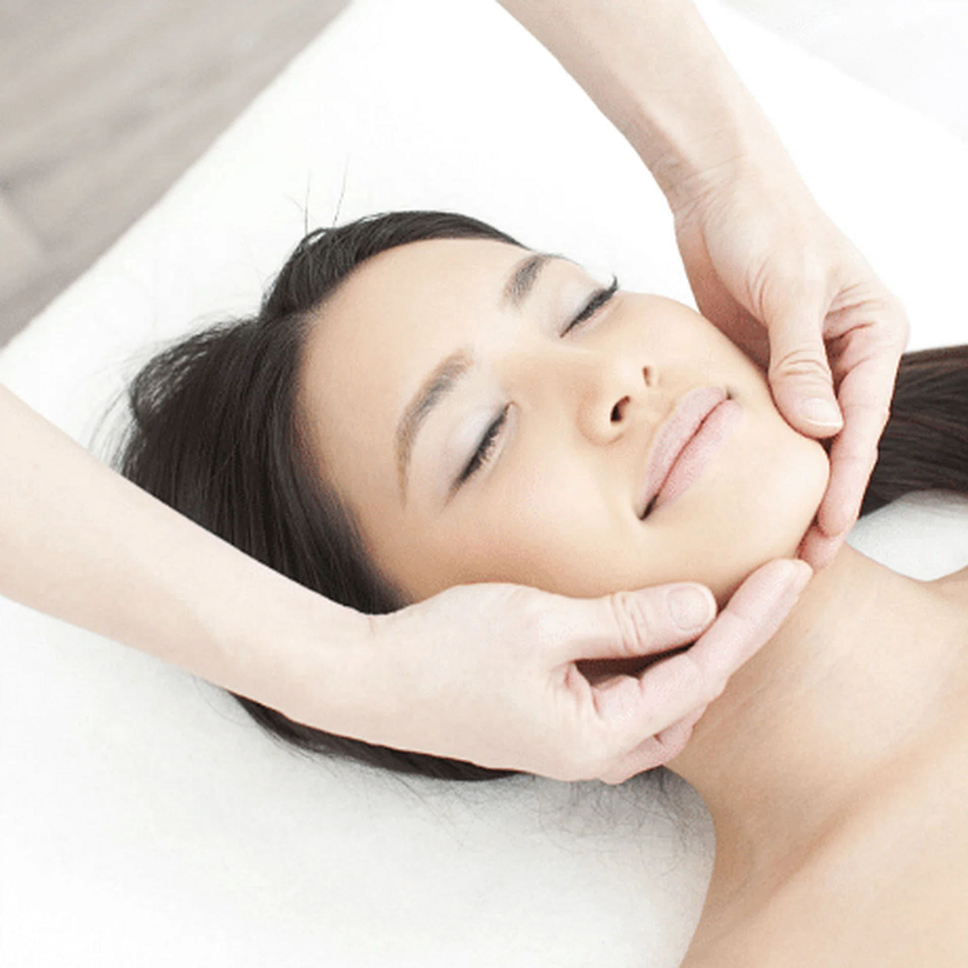 Associate editor EugeneÃƒÂ¢Ã¢â€šÂ¬Ã¢â€žÂ¢s expert tricks to protect your skin after a facial to make the effects last longer!